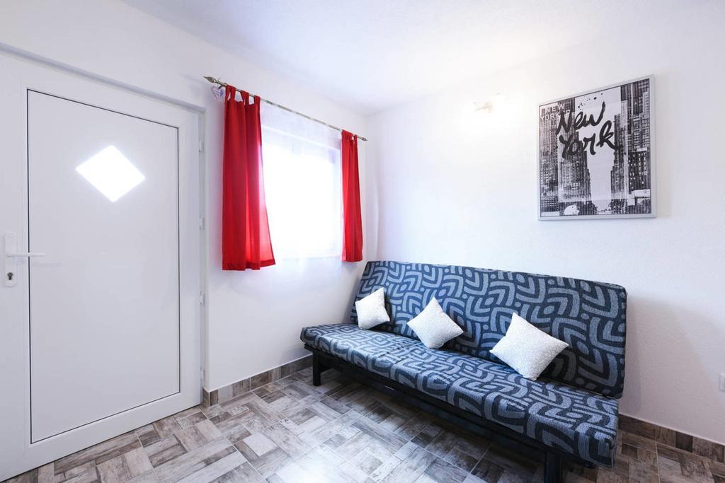 Sea Star Ivana Apartment *