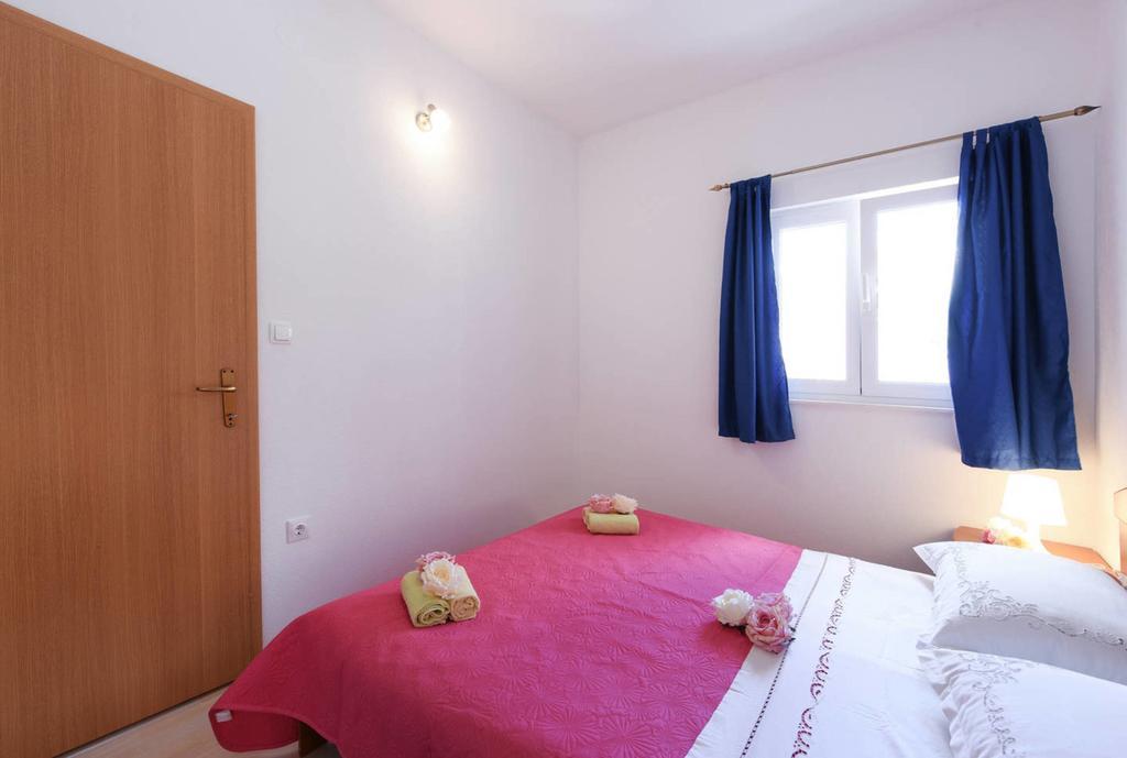 Sea Star Ivana Apartment *